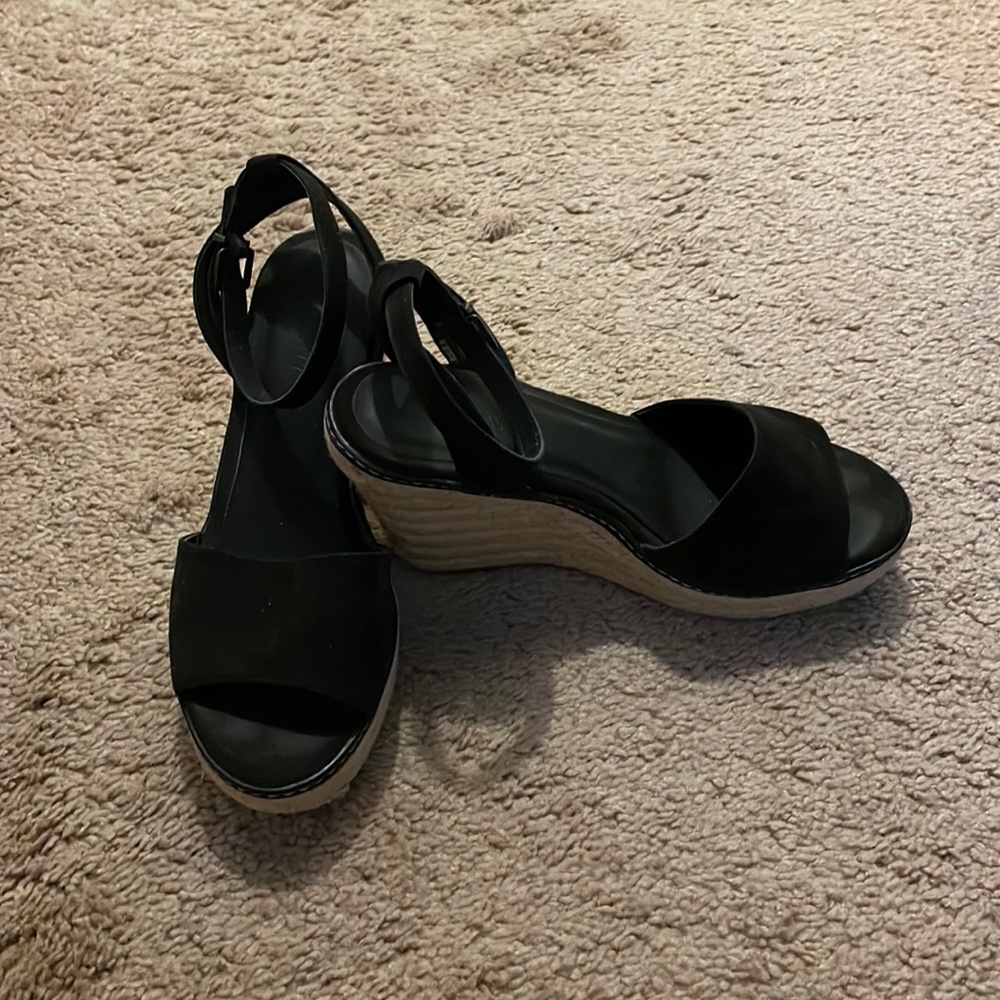 Old Navy Black Suede Wedge Sandals